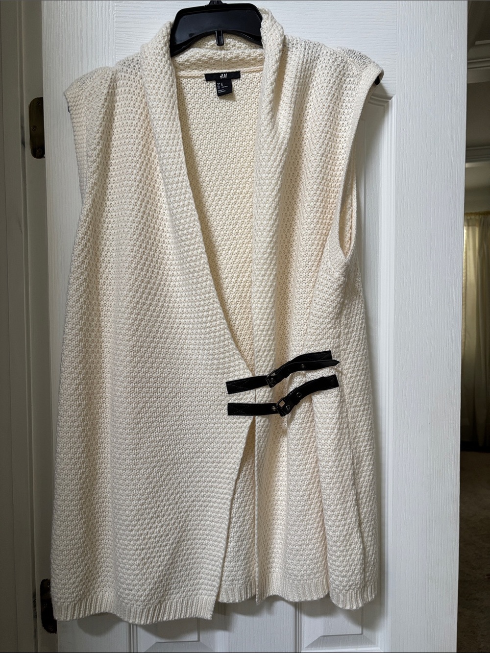 H&M Cream Sleeveless Knit Vest with Black Buckle Straps